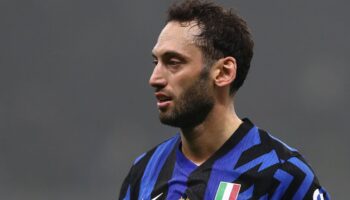 chivu hakan calhanogluna parantez acti geri donmesinden mutluyum dfWYDXW3