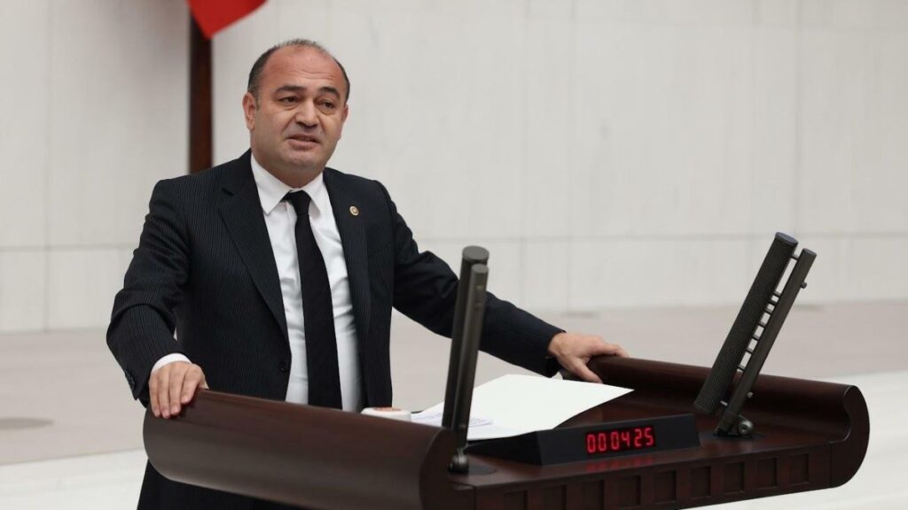 chp genel baskan yardimcisi ozgur karabatan flas merkez bankasinin rezervleri aciklamasi mehmet simsek kamuoyunu 7TXZVEup