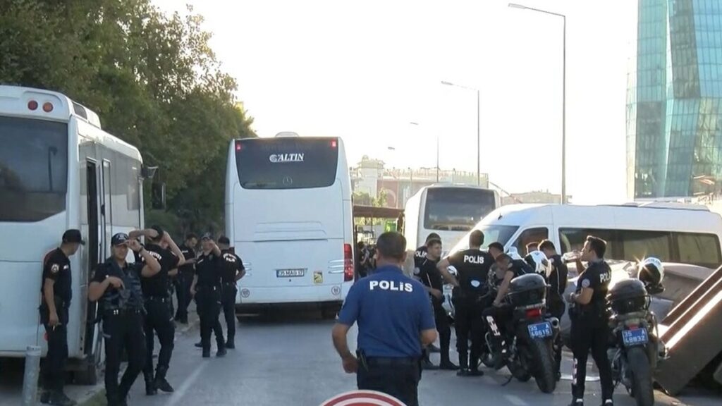 chpli eski belediye baskani da tutuklanmisti 45 yila kadar hapsi isteniyor bEMJKs3g