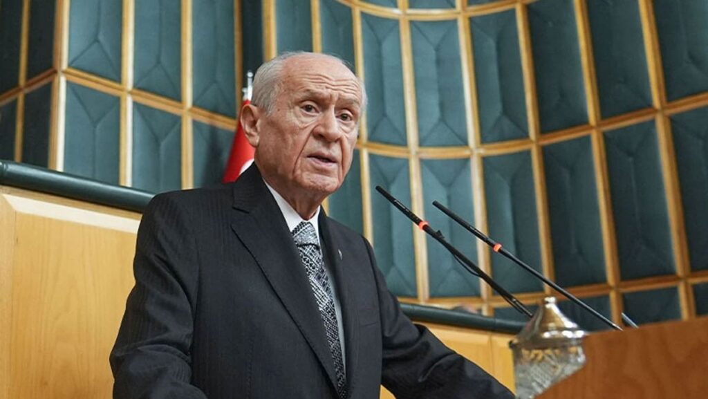 devlet bahceliden 15 temmuz mesaji FNAx7Kiy