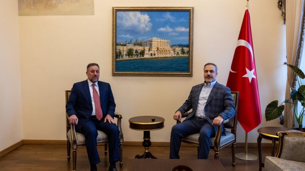 disisleri bakani fidan irak egemenlik ittifaki lideri hancer ile gorustu c7lX8T8Z