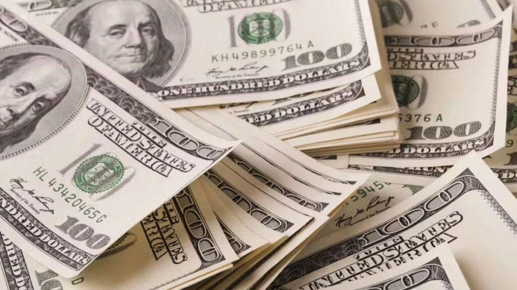 dolartl haftaya dususle basladi iste dolarda son rakam 28 temmuz 2025 UNJGMIkq