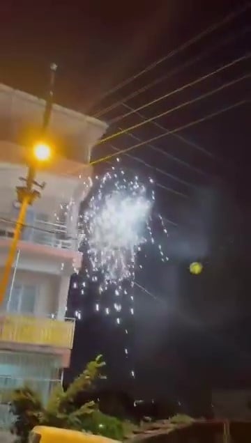 elektrik tellerinde patlama mahalle karanliga gomuldu 1 mS1O3NYH