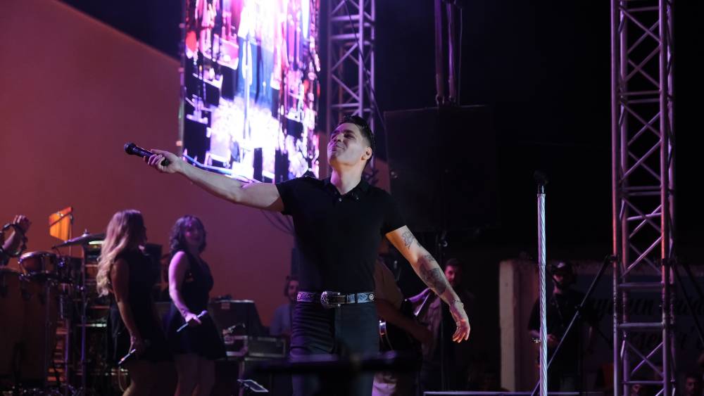 emir can igrekten unutulmaz konser 6 BVYziPsW