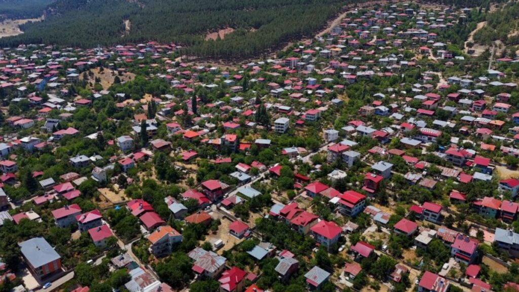 emlak vergisi 15 kat arttirildi 51 milyon liralik eve 6 tl vergi oduyordu FQMvNQKS