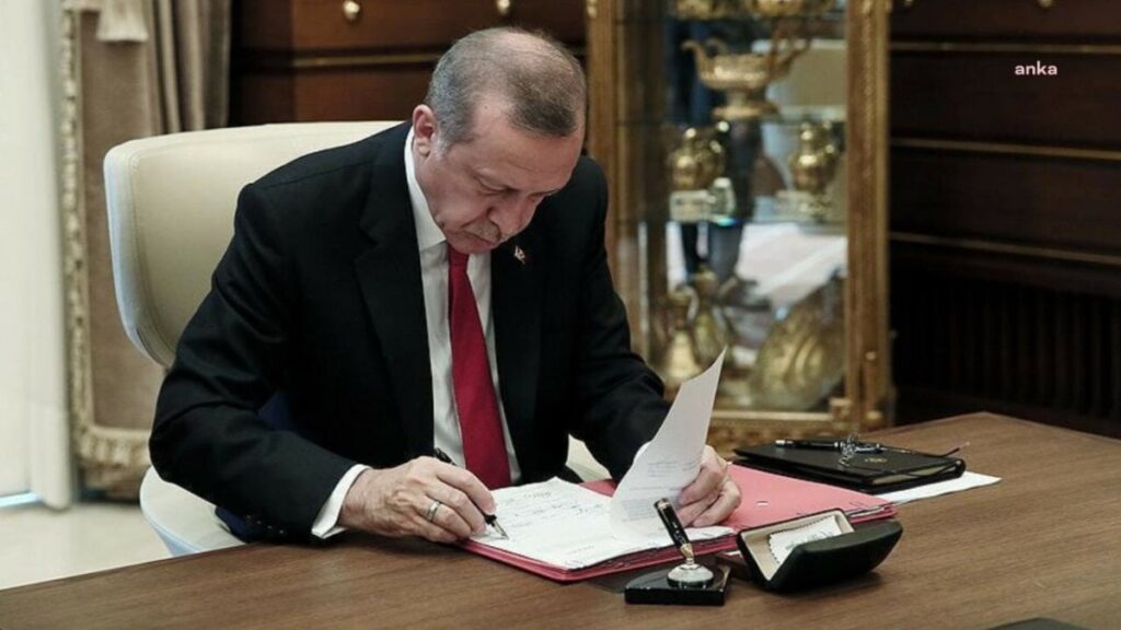 erdoganin imzasiyla gorevden alma ve yeni atamalar resmi gazetede 9yhnURqt