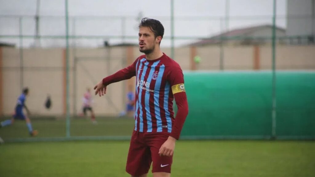 eski trabzonsporlu oguzhan acil sakaryasporda UAG6iWM5