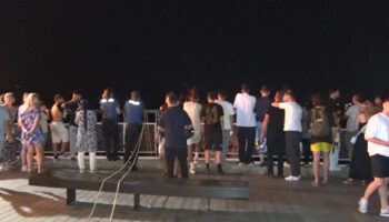 falezlerden yukari cikmak isterken yaralanan genc kizi itfaiye kurtardi atpr5B11