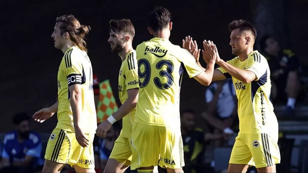 fenerbahce kamp kadrosunu acikladi yer almayan isimler dikkat cekti BanJfsMY