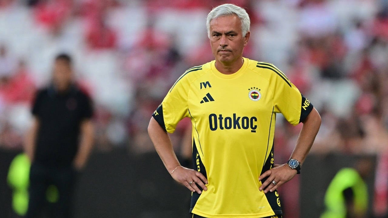 fenerbahce yonetiminden mourinhoya yanit 0 iQj5H3EG