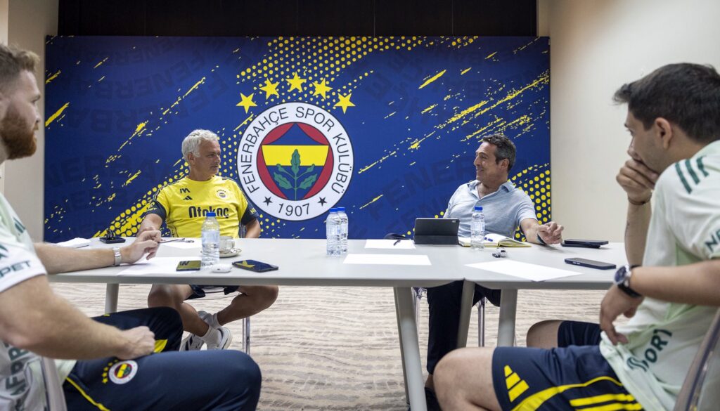 fenerbahcede kritik toplanti transferler icin geri sayim F5GxDkDt