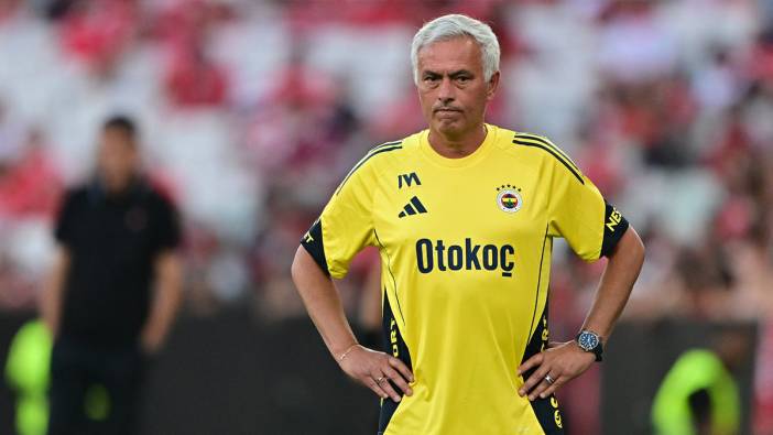 fenerbahceden gece yarisi transferi mourinho tepki gostermisti 1 F3rs3miA