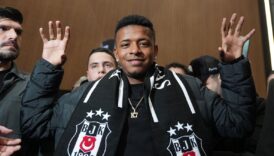 fenerbahcenin eski golcusu besiktasin yeni transferine ovguler yagdirdi 6vWTlyVf