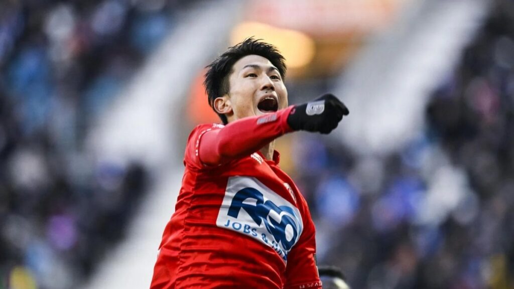 fenerbahcenin rakibi feyenoorddan surpriz transfer zNB3a45O