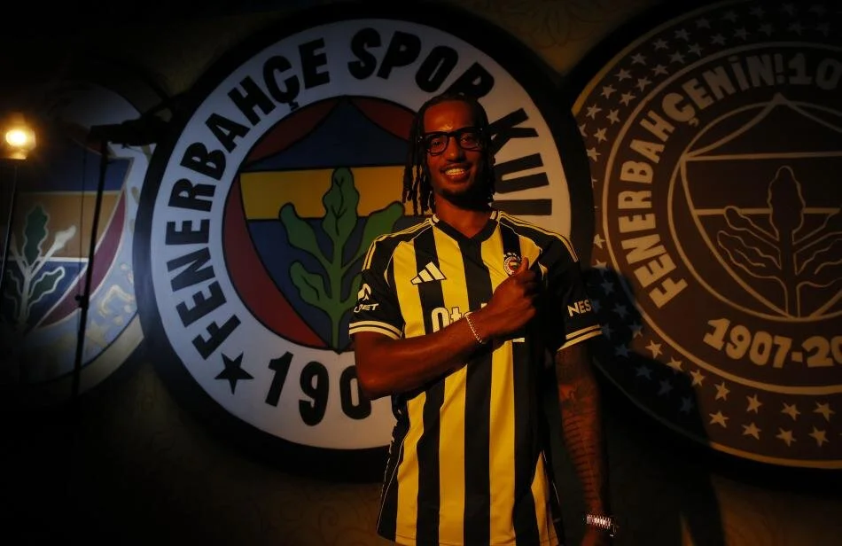 fenerbahceye imza atan archie browndan taraftarlara iddiali mesaj 0 ZibXMjTZ