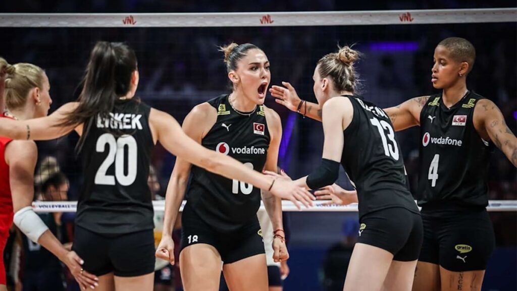 filenin sultanlari vnl finalleri icin polonyaya gitti LKTsxUPh