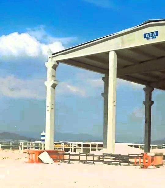 firtinanin yiktigi lift denizlide isci oldu 0 FHNJ7Jhk