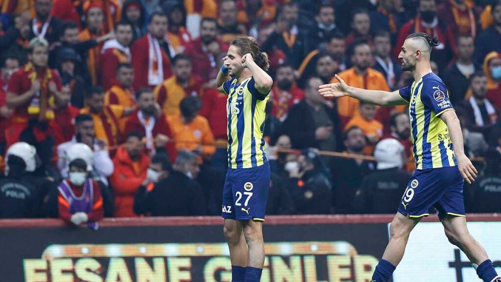 flas itiraf kariyerimin kirilma noktasi galatasaray fenerbahce maci rfelOfmR