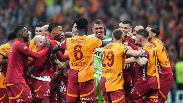 galatasaray ingiliz sag bek icin masada 5 88vCGRNG