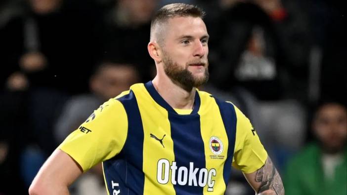 galatasaray transferde yine buyuk oynuyor oyle bir isme teklif yapildi ki taraftarlar havalimanina akin cyyW8UOZ
