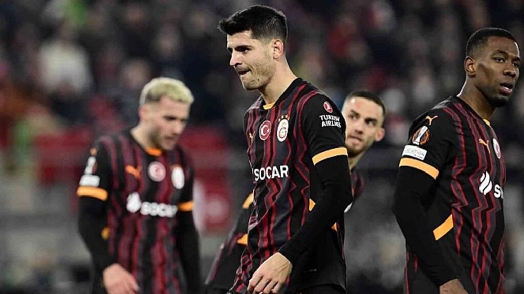 galatasarayli yildiz italya yolcusu XbIT9F3N
