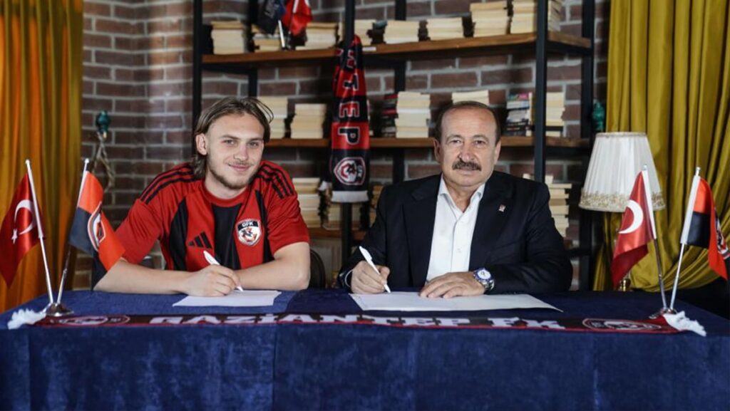 gaziantep fkden yeni transfer ve yeni formalar MkDz1OK3