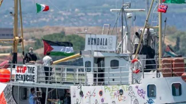 gazzeye yardim goturen gemiye dronlu taciz 1 WFjvS6ar