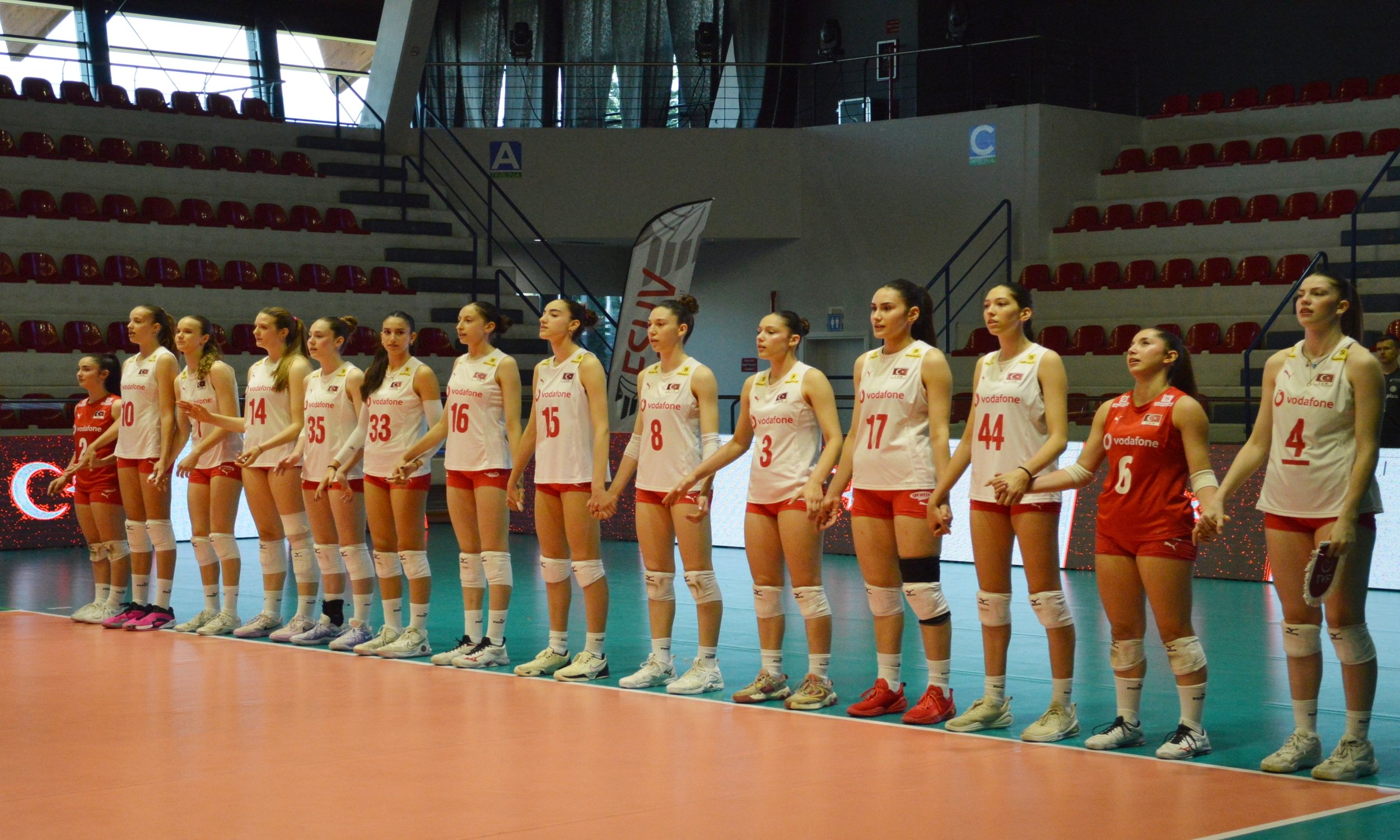 genc sultanlardan muhtesem donus final geldi 0 pHrg4WXt