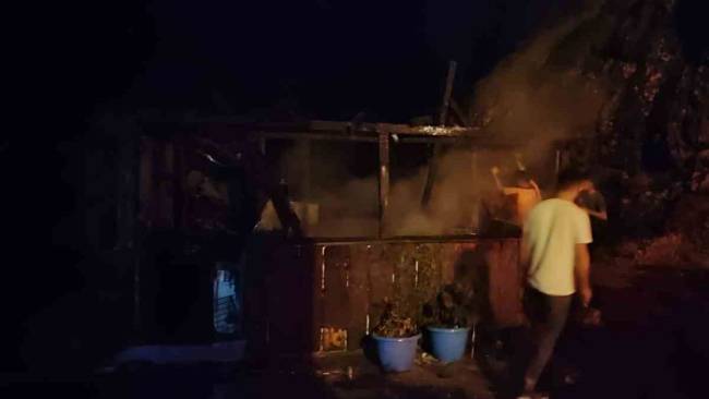 giresunda bir is yeri cikan yanginda kullanilmaz hale geldi 0 3wzSGAzt
