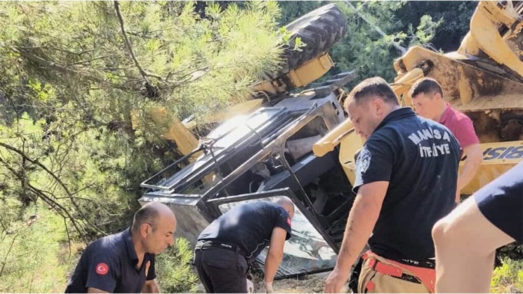 greyderin altinda kalan operator yasamini yitirdi Ab8pDMgx