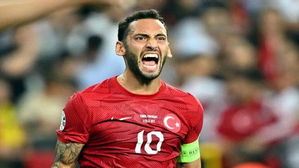 hakan calhanoglunun menajeri acikladi hangi takimda forma giyecek E1gsZjkw