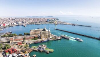 haydarpasa ve sirkeci garlari bosaltiliyor 3wQacC6X