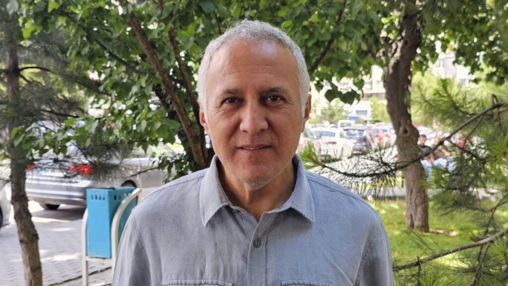 hesabindan onayi olmadan islem yapildi bankadan parasini geri aldi PwmlQfCb