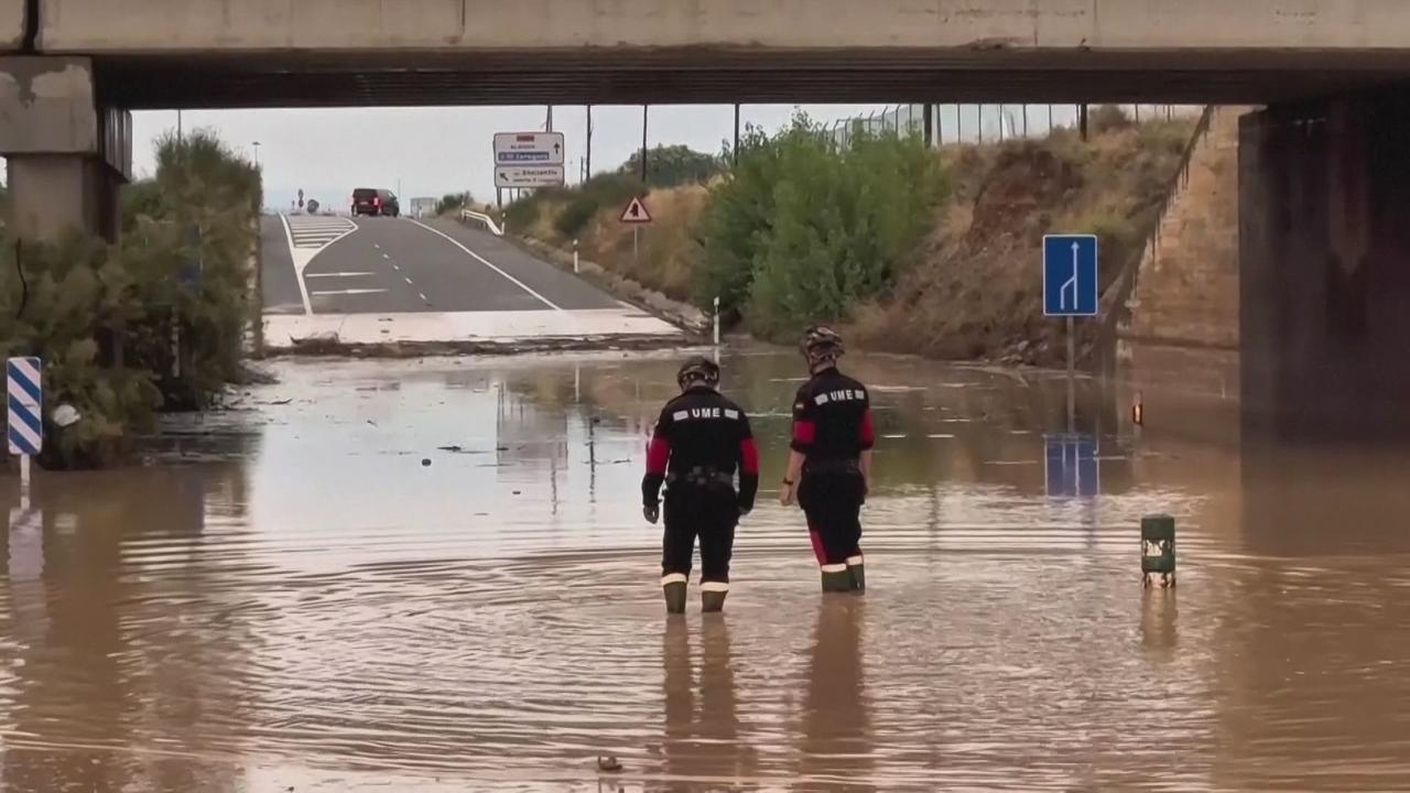ispanya sele esir oldu ucak seferleri iptal iki kisi kayip 3 el6Garzl