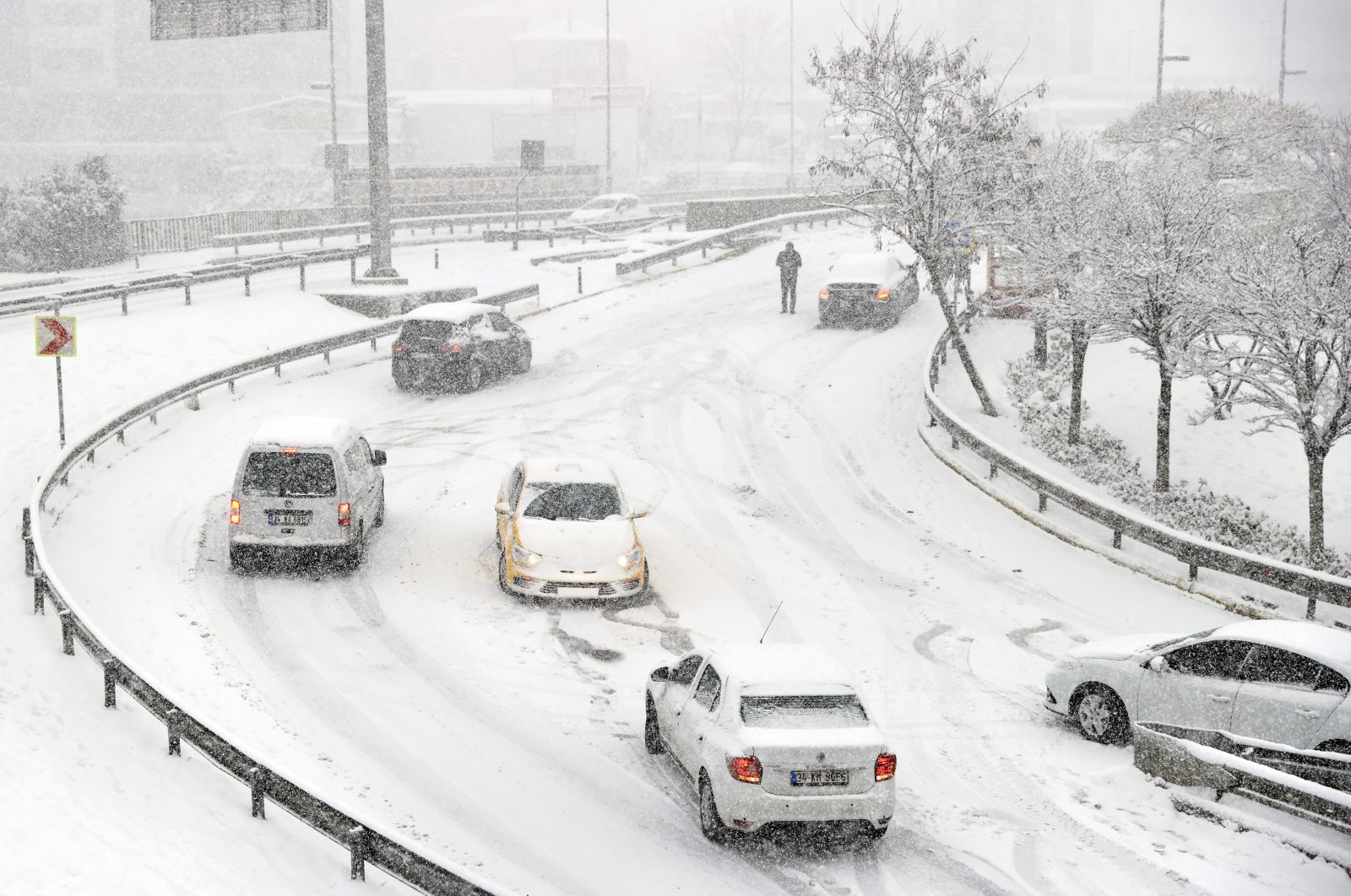 istanbul sevgililer gununde kabusu yasayacak planlarinizi buna gore yapin 0 mRrSvh6t