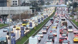 istanbulda haftanin ilk is gununde trafik felc oldu HSMUZniG