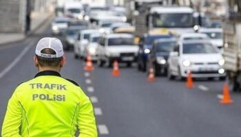 istanbulda suruculer icin 15 temmuz uyarisi iste trafige kapatilacak yollar xmTe8BaX