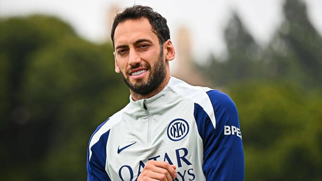 italyan gazeteciden ilginc hakan calhanoglu tepkisi komediye donustu XVC2zZMG