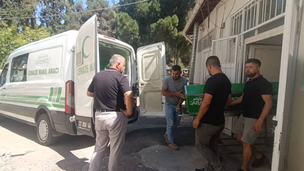 kahreden olum 6 yasindaki ozlem hayatini kaybetti 0 zcwPas3N