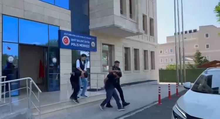 kahvehaneye silahli baskin kameraya yakalandi 3 bt7an5Tt