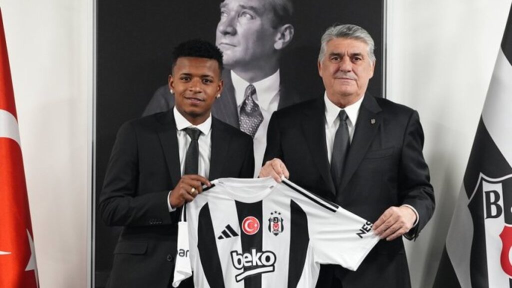 keny alvarado resmen besiktasta l5KeAuHu