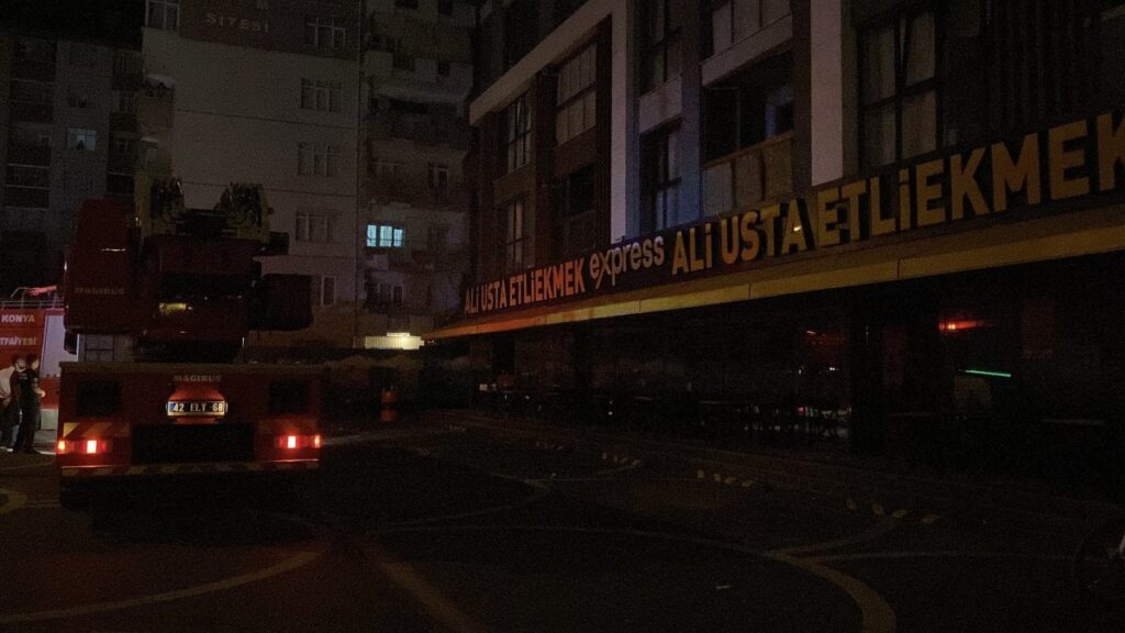 klima motoru bomba gibi patladi XRsnBCKK