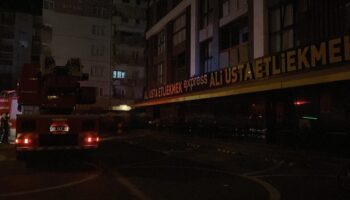 klima motoru bomba gibi patladi XRsnBCKK