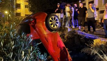 komurluge ucan otomobil sok etti xaG3hgNN