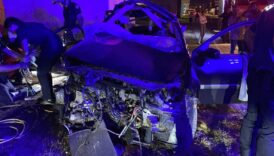 kopru ayagina carpan otomobil hurdaya dondu 2 agir yarali 7dZMZfhs