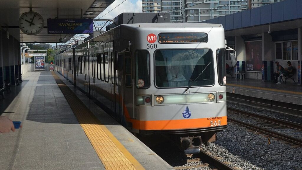 m1 metrosunda bazi hatlar isletmeye kapatiliyor 39kbJCTy