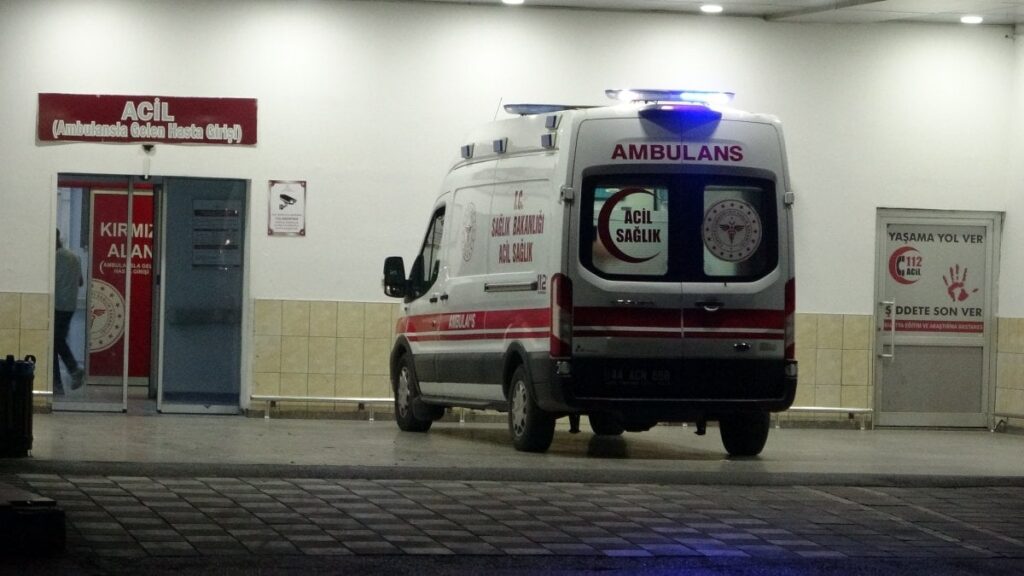malatyada arac parki tartismasi kanli bitti 2 yarali 7sP3YSmi