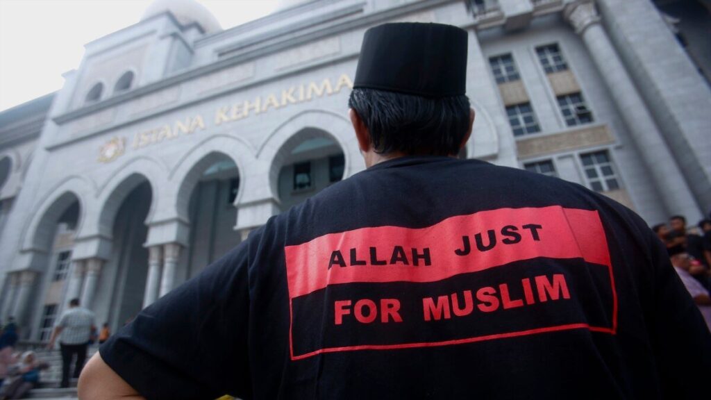 malezyada muslumanlarin gayrimuslim bayramlarina katilmasi yasaklandi zjICSi2E