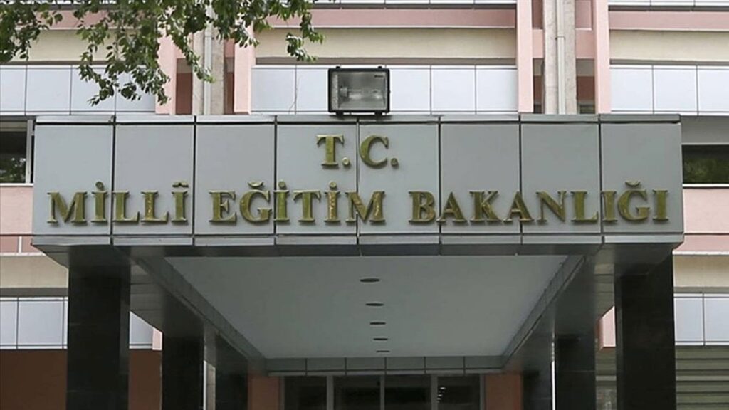 mebden 10 kasimin ara tatil edilmesi ile ilgili aciklama 2ekTm3lX