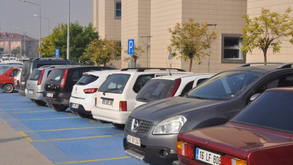 meslektasinin burnunu kiran doktor tahliye edildi fxOMLjqE